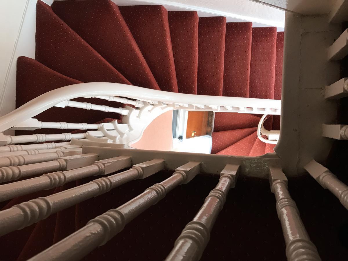 Crook Lodge - York — Photos 1